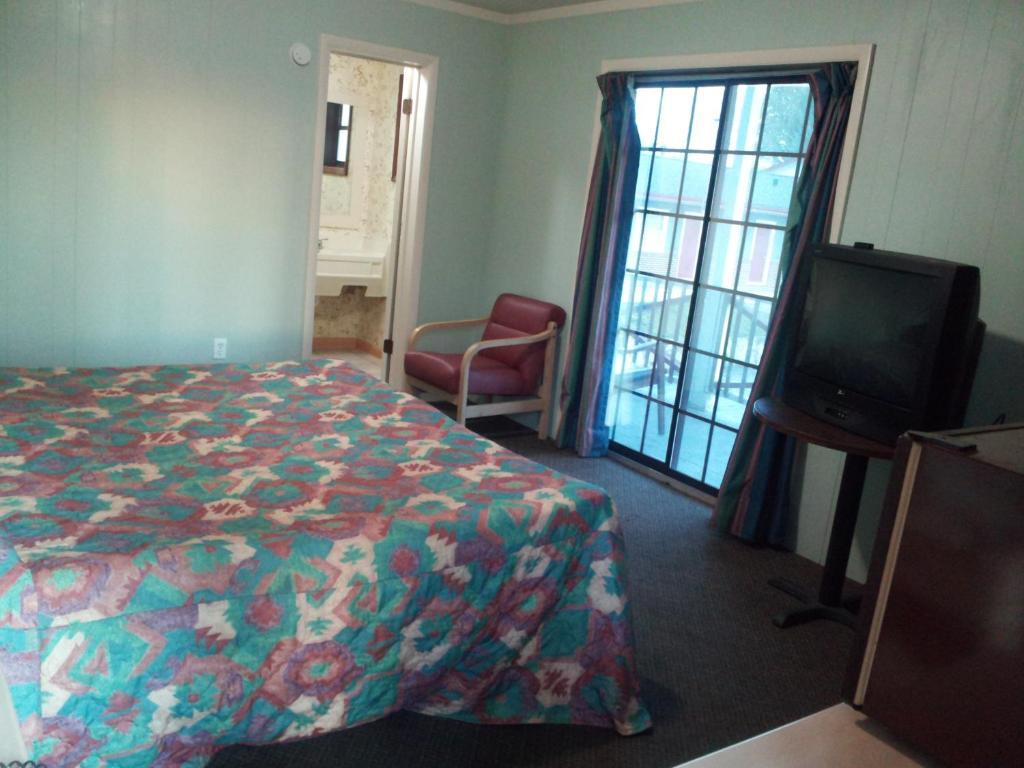 Skyland Motel Cornelia Room photo